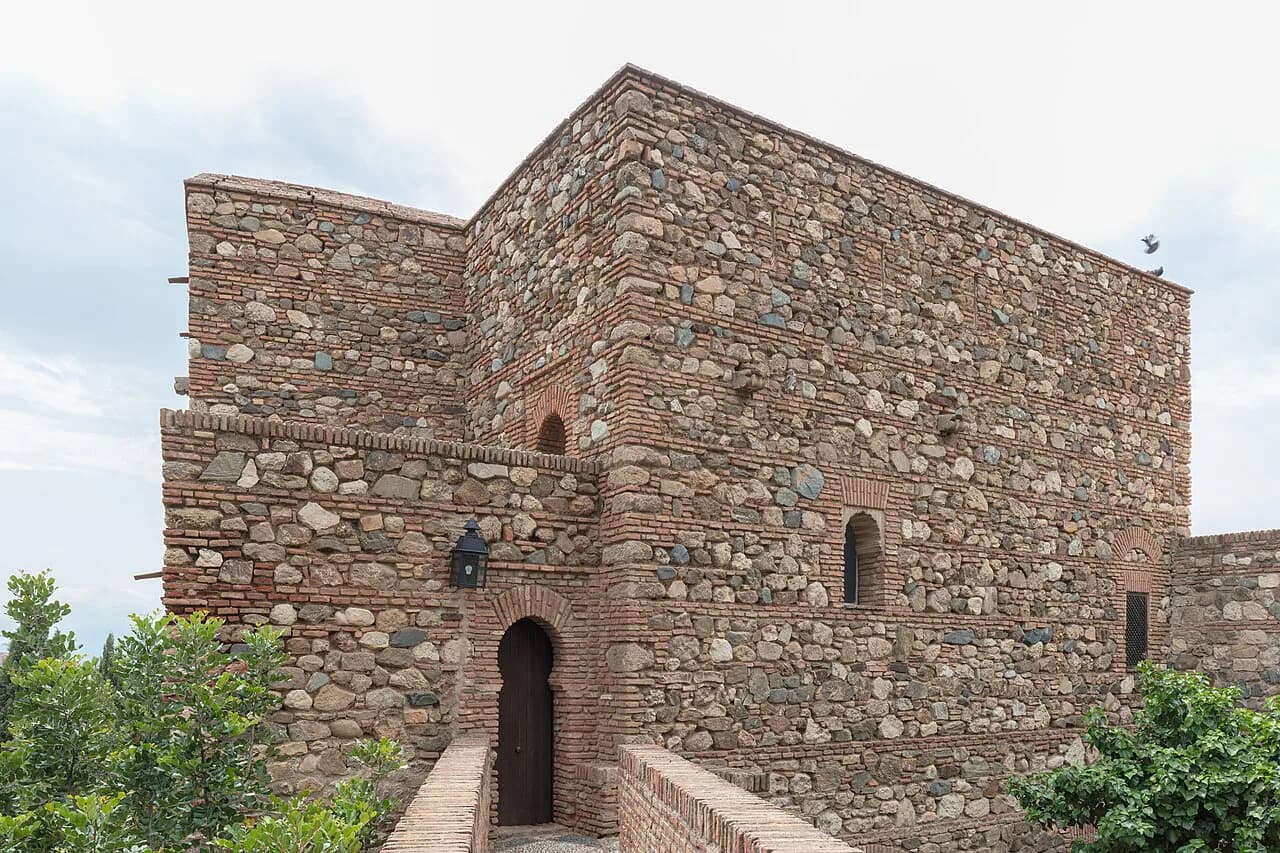Alcazaba de Málaga: Visiting, Time Needed and Getting There