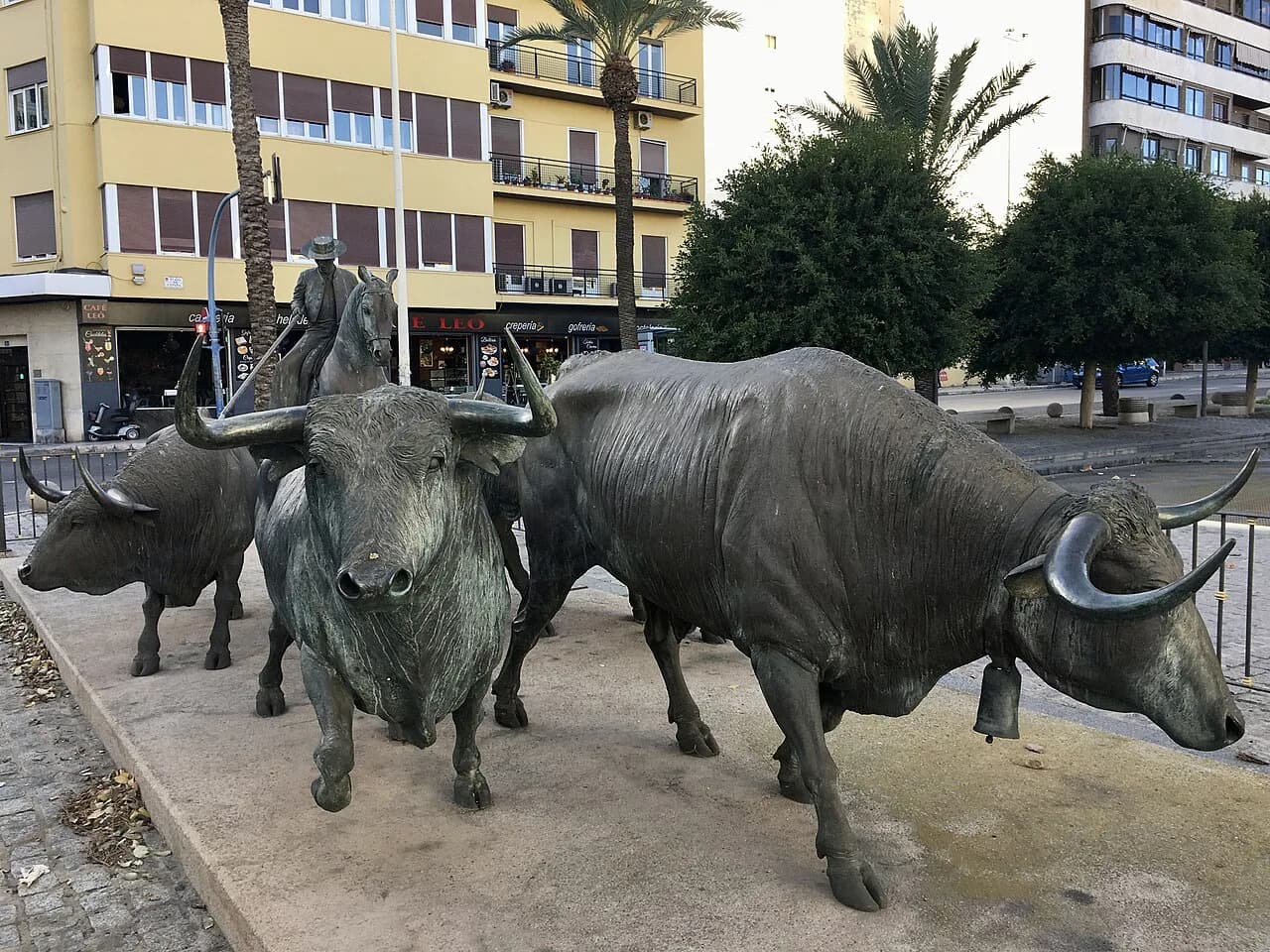 Alicante Tours: Guided Walks, Castle Visits and What to Book