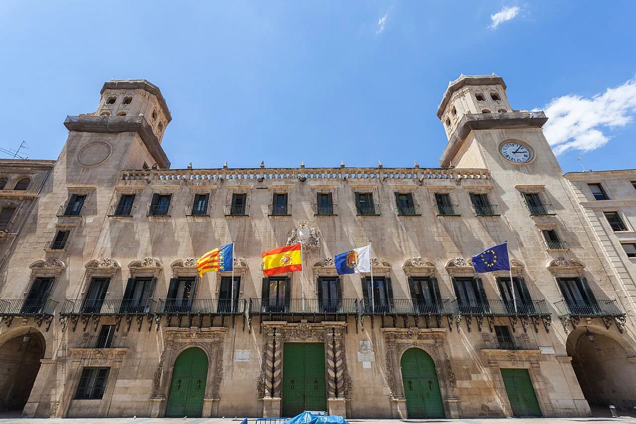 Alicante Town Hall: Visiting the Ayuntamiento on Plaza del Ayuntamiento