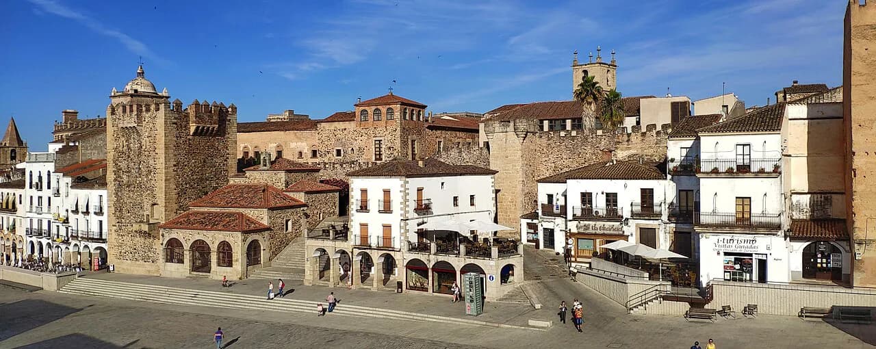 Cáceres Old Town: What to See Inside the Walls