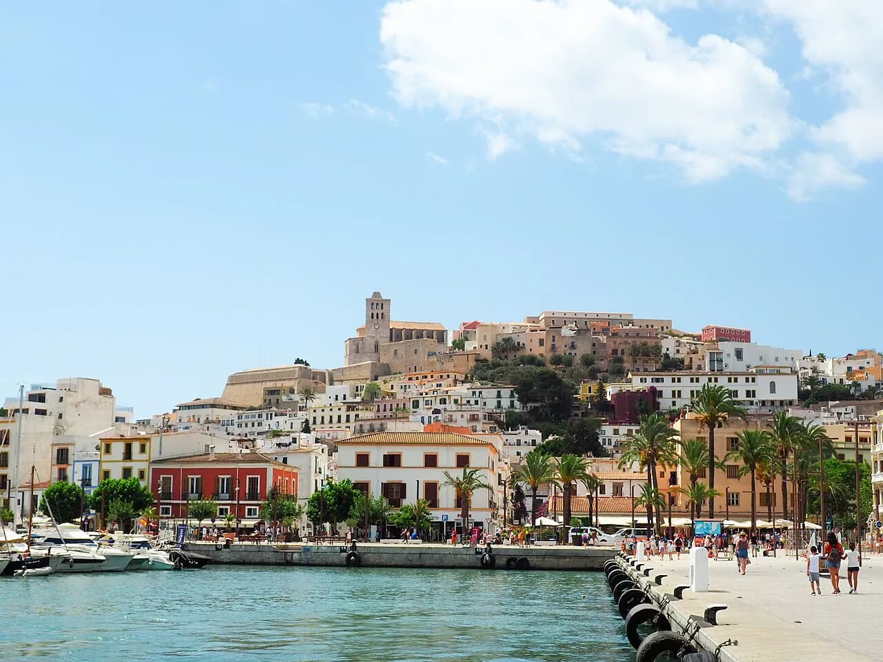 Ibiza Old Town: Dalt Vila, the Walls and the Walk Up