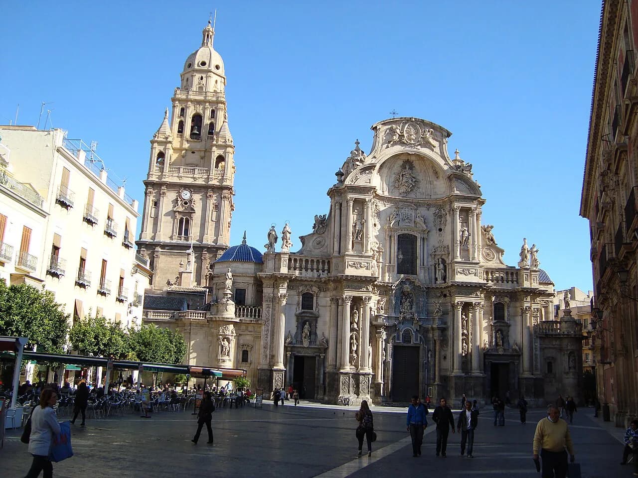 Murcia attractions: choose your cathedral, castle and casino stops