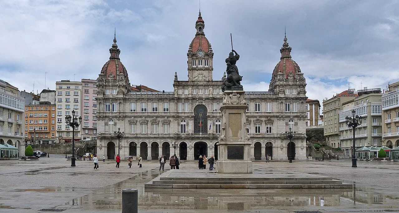Plaza de María Pita, A Coruña: What to See and How Long to Allow