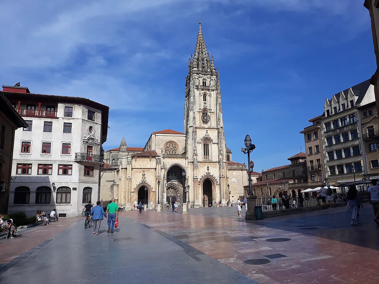 Oviedo Cathedral: Visiting the Catedral de San Salvador