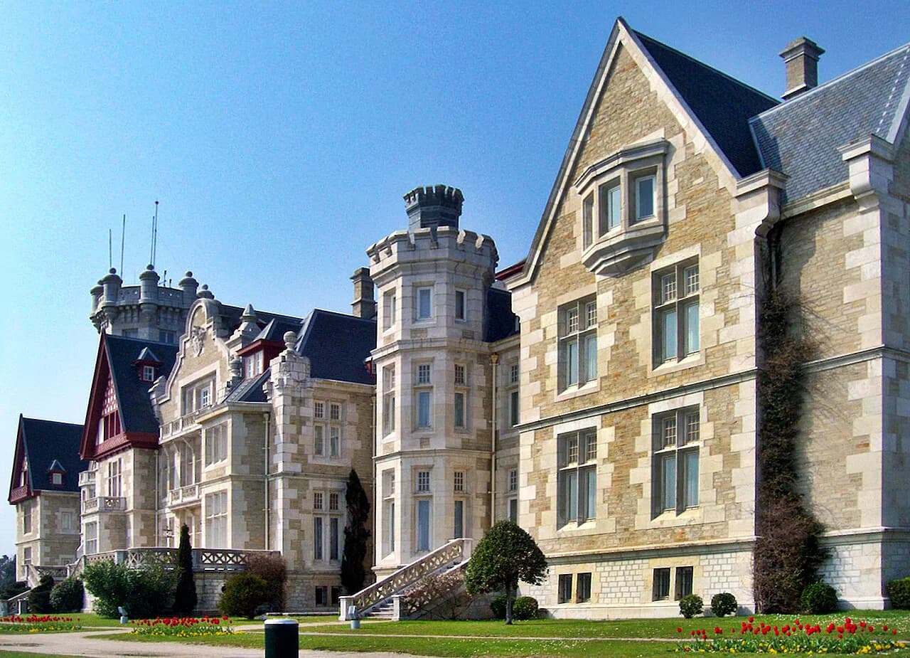 Palacio de la Magdalena, Santander: Visiting the Palace and Peninsula