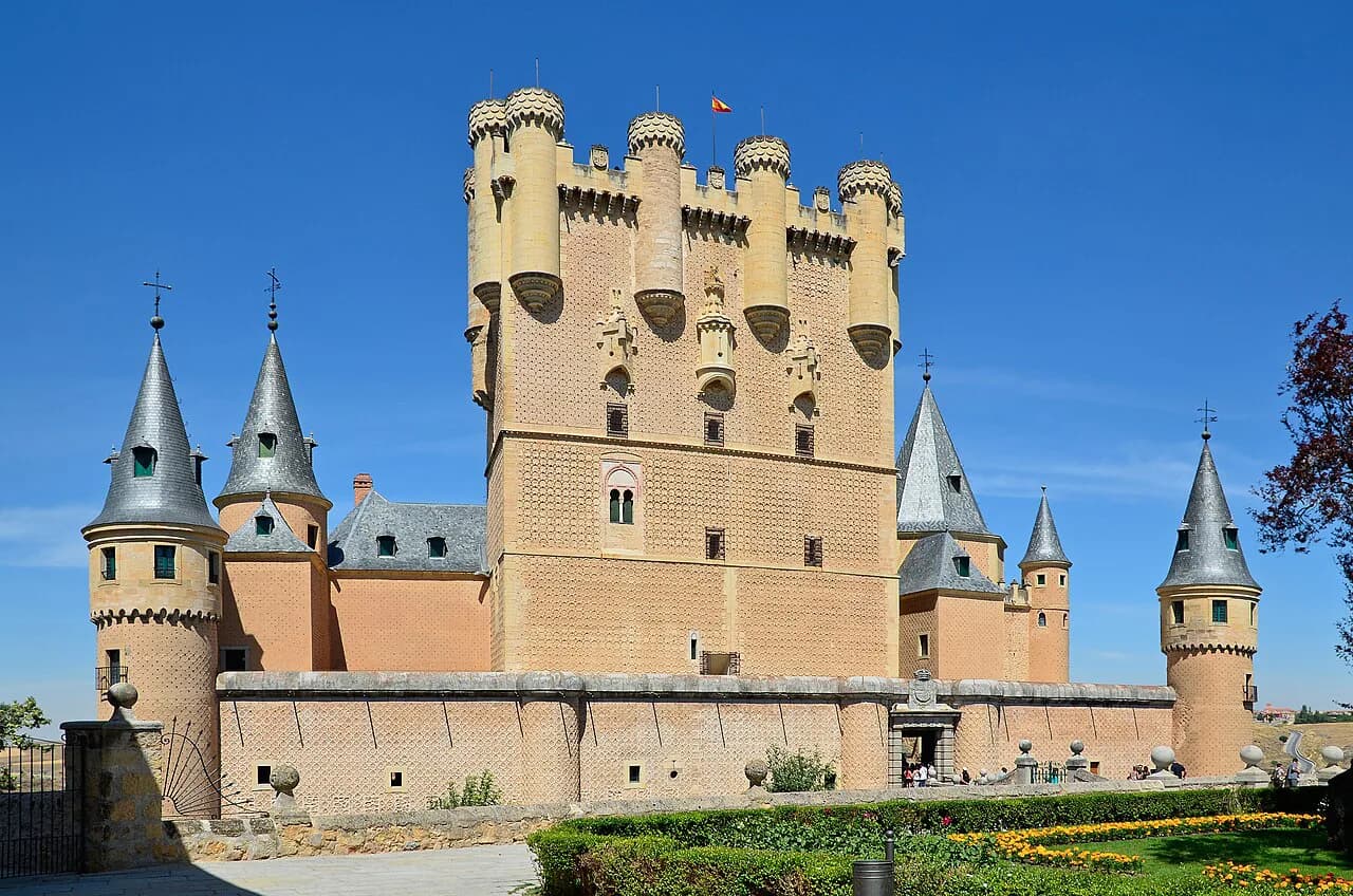 Alcázar de Segovia: Tickets, Hours and What to See Inside