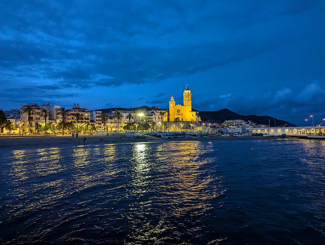 Sitges Boat Trips: Sailing, Motor Boats and Sunset Options