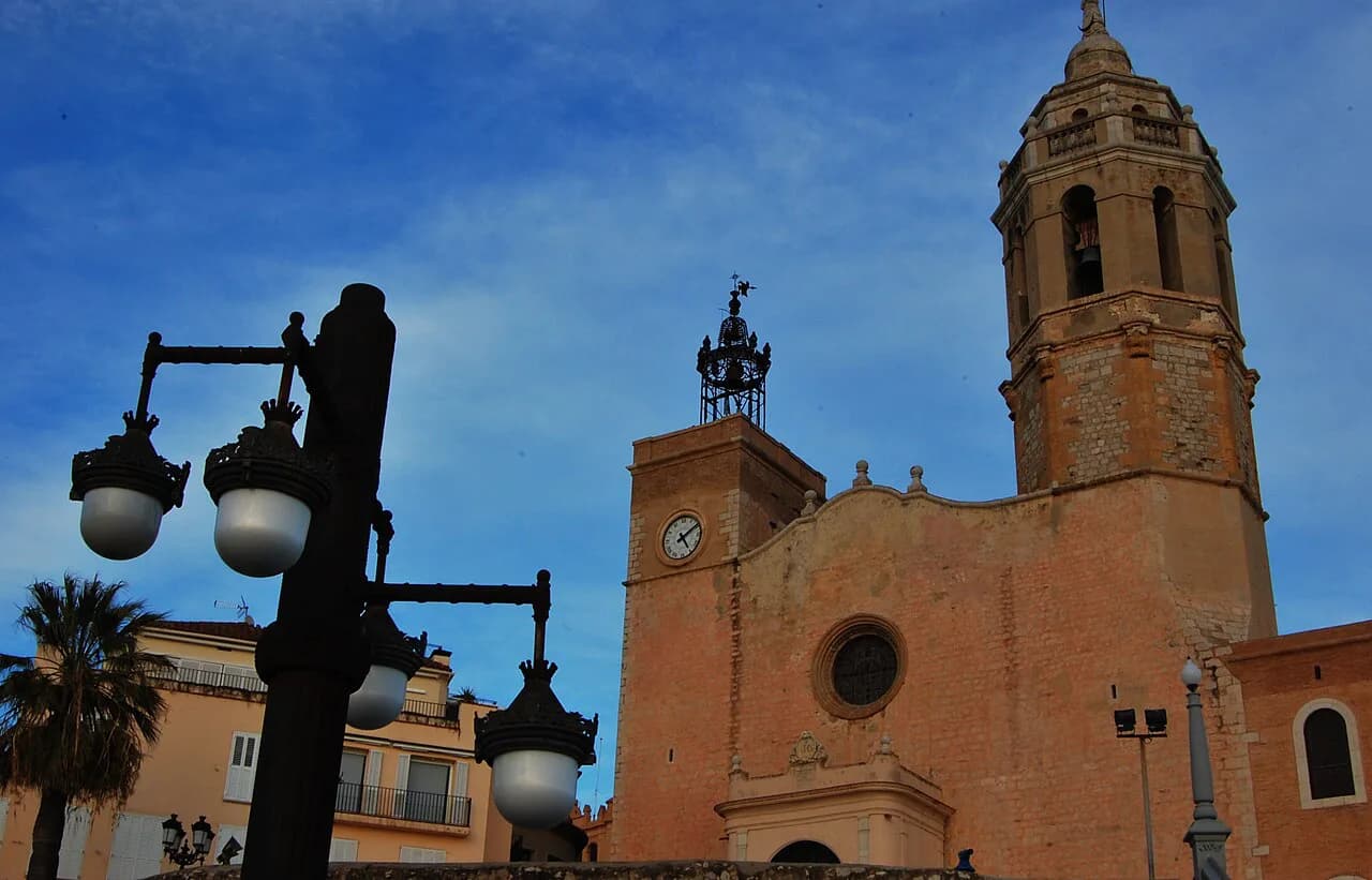 Sitges Old Town: A Walking Guide to the Historic Centre