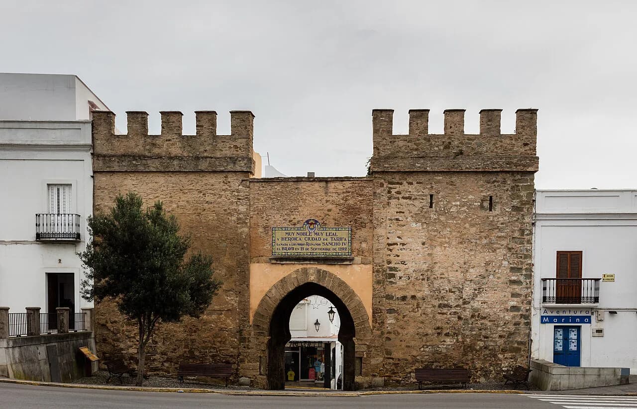 Things to Do in Tarifa: Old Town, Castle and the Strait