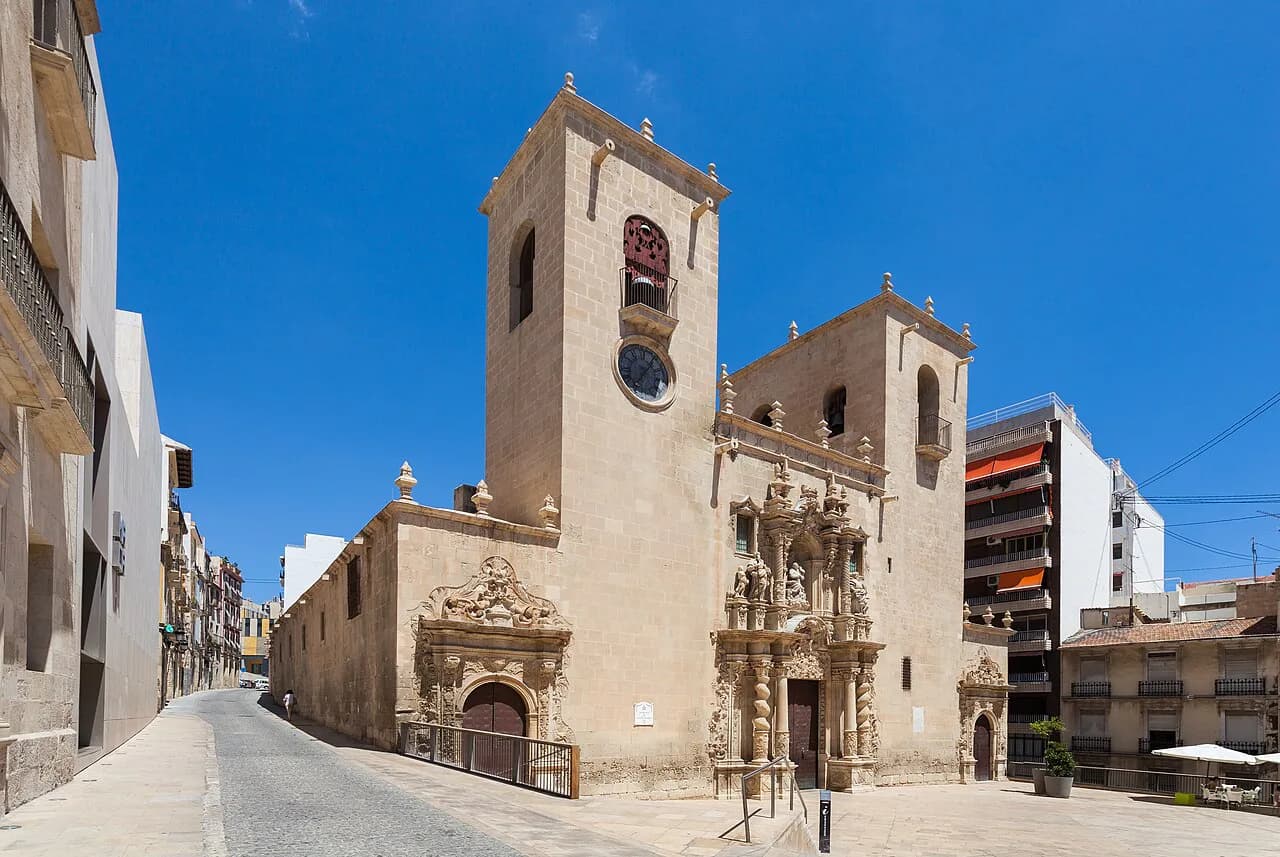 Basílica de Santa María, Alicante: What to See Inside
