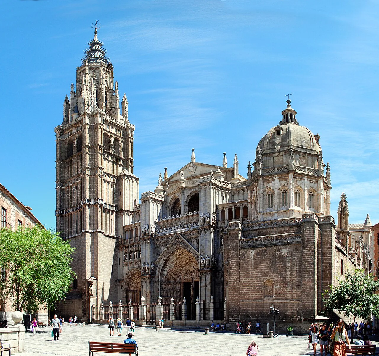 Toledo Cathedral from the Plaza del Ayuntamiento.