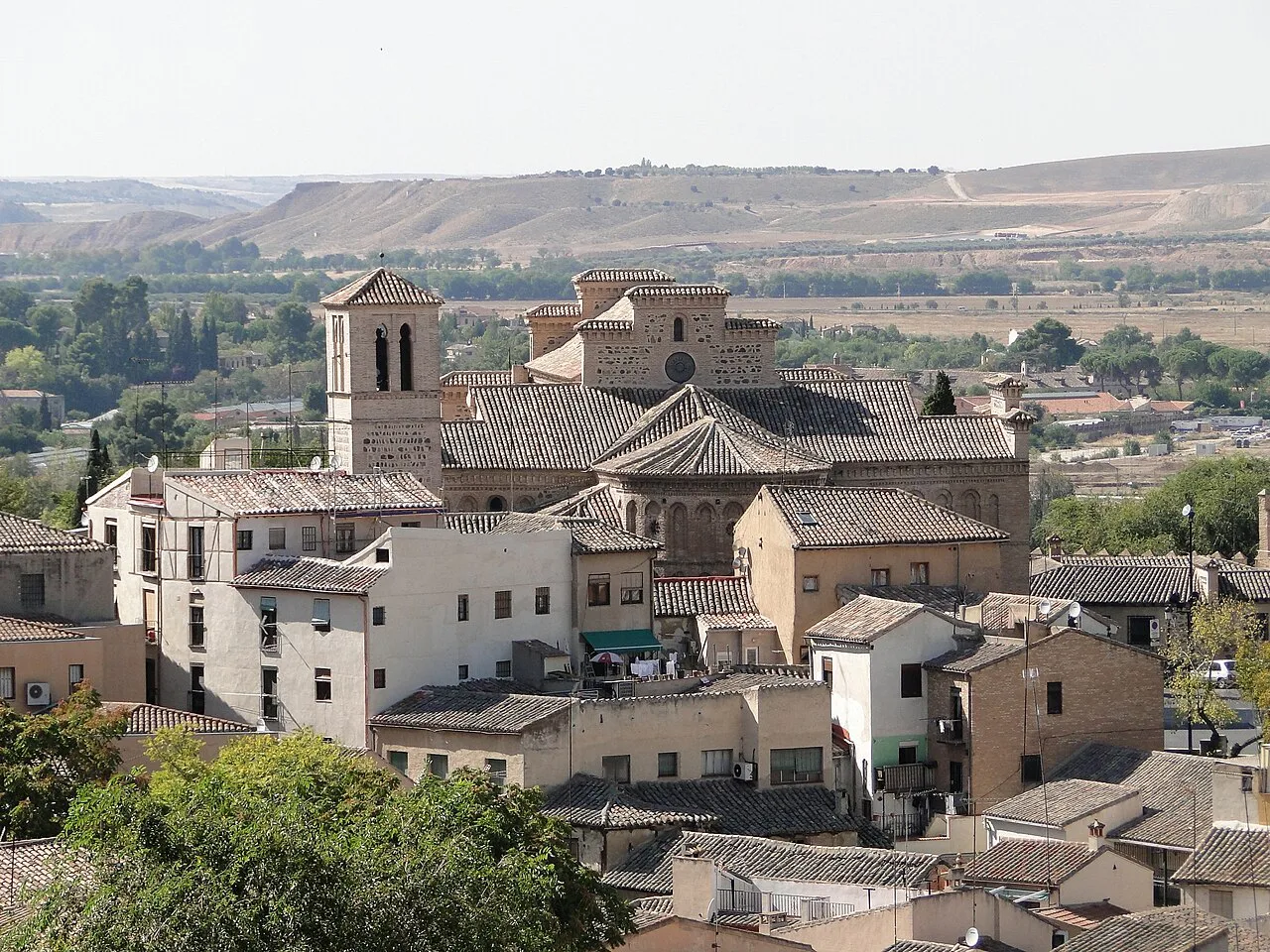 The Iglesia de Santiago del Arrabal and surrounding rooftops, Toledo.