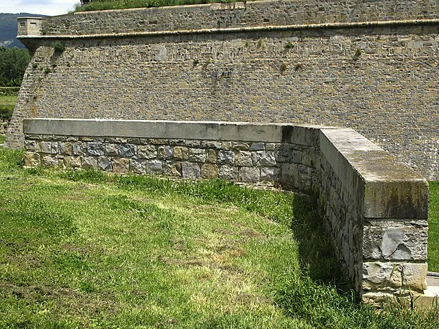 A section of the stone city walls of Pamplona.