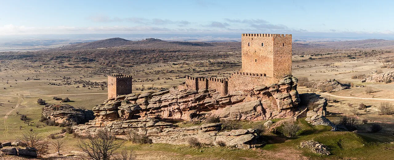 The Castle of Zafra on its rocky outcrop, Campillo de Dueñas, Guadalajara.
