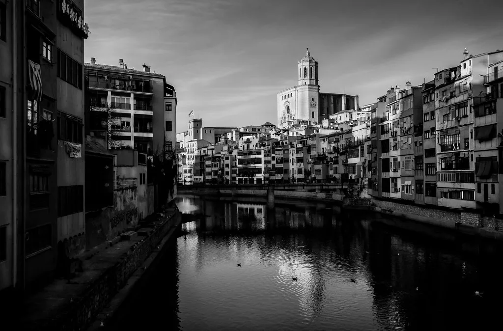 Houses on the River Onyar with the cathedral beyond, Girona.