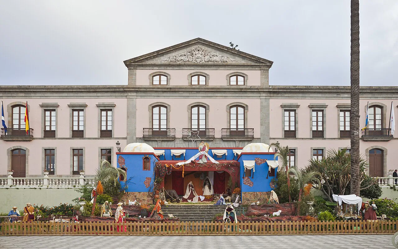 The Town Hall of La Orotava with a Nativity scene in the square.
