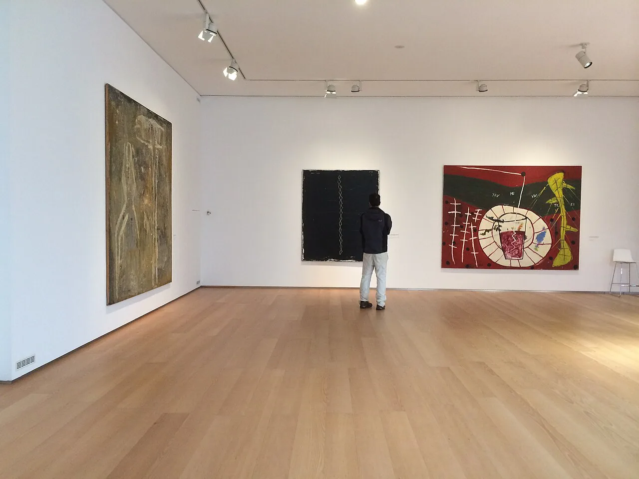 A gallery room inside the Museum of Contemporary Art of Alicante (MACA).