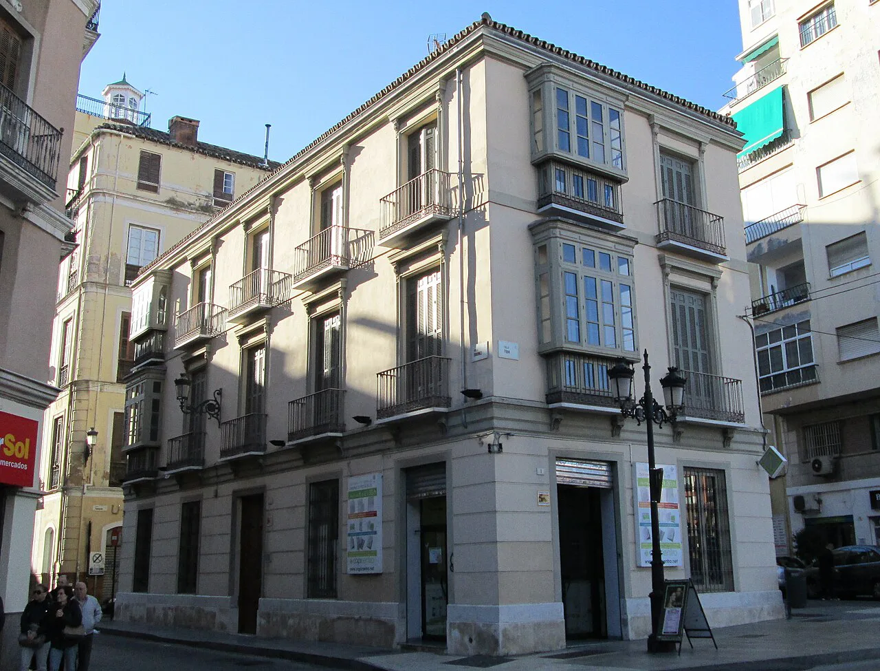 A period building on Calle Ordóñez, Málaga.