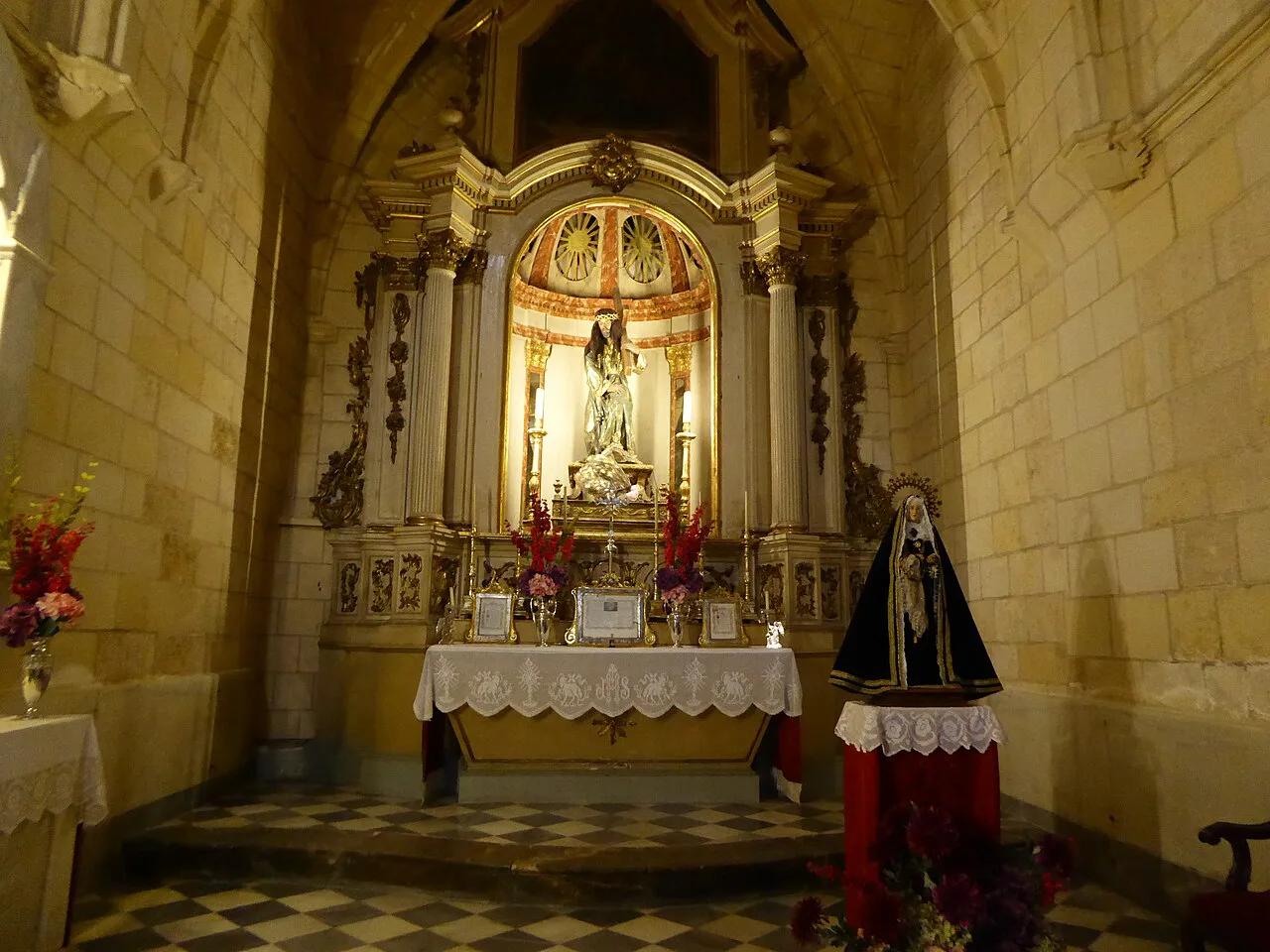 A side chapel inside Murcia Cathedral.