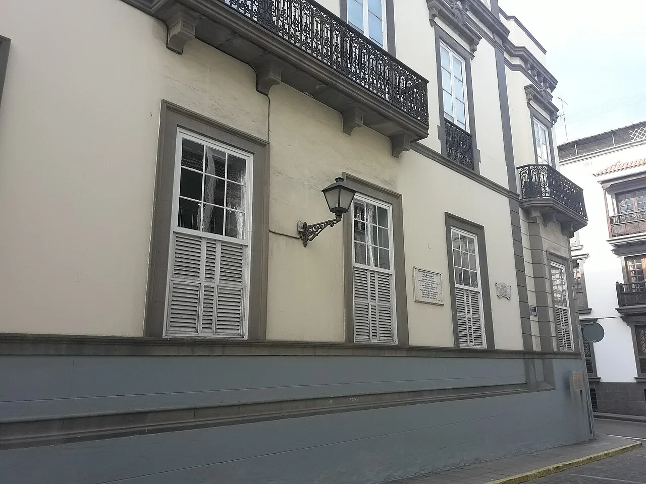 The side façade of the Museo Canario, Las Palmas de Gran Canaria.