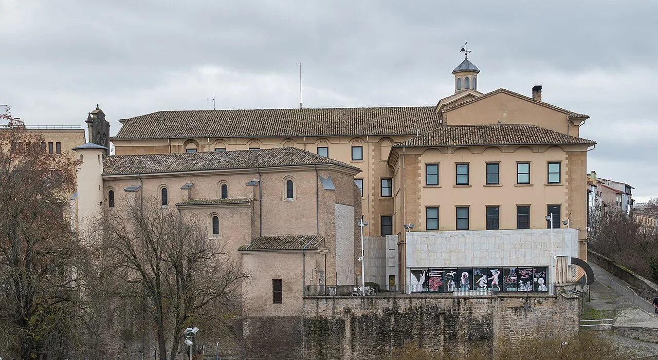 The Museum of Navarre above the old town walls of Pamplona.