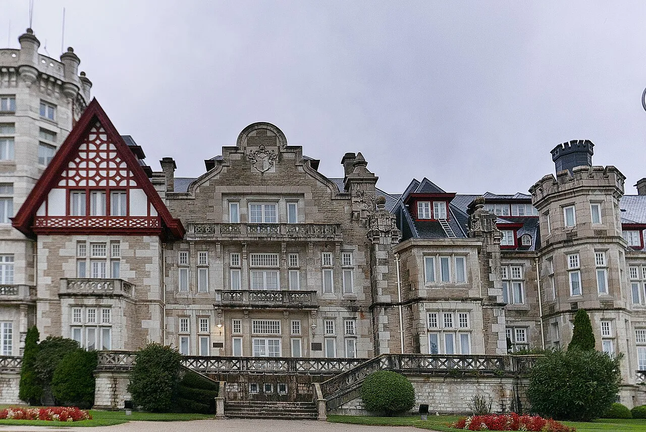 The south façade of the Palacio de la Magdalena, Santander.