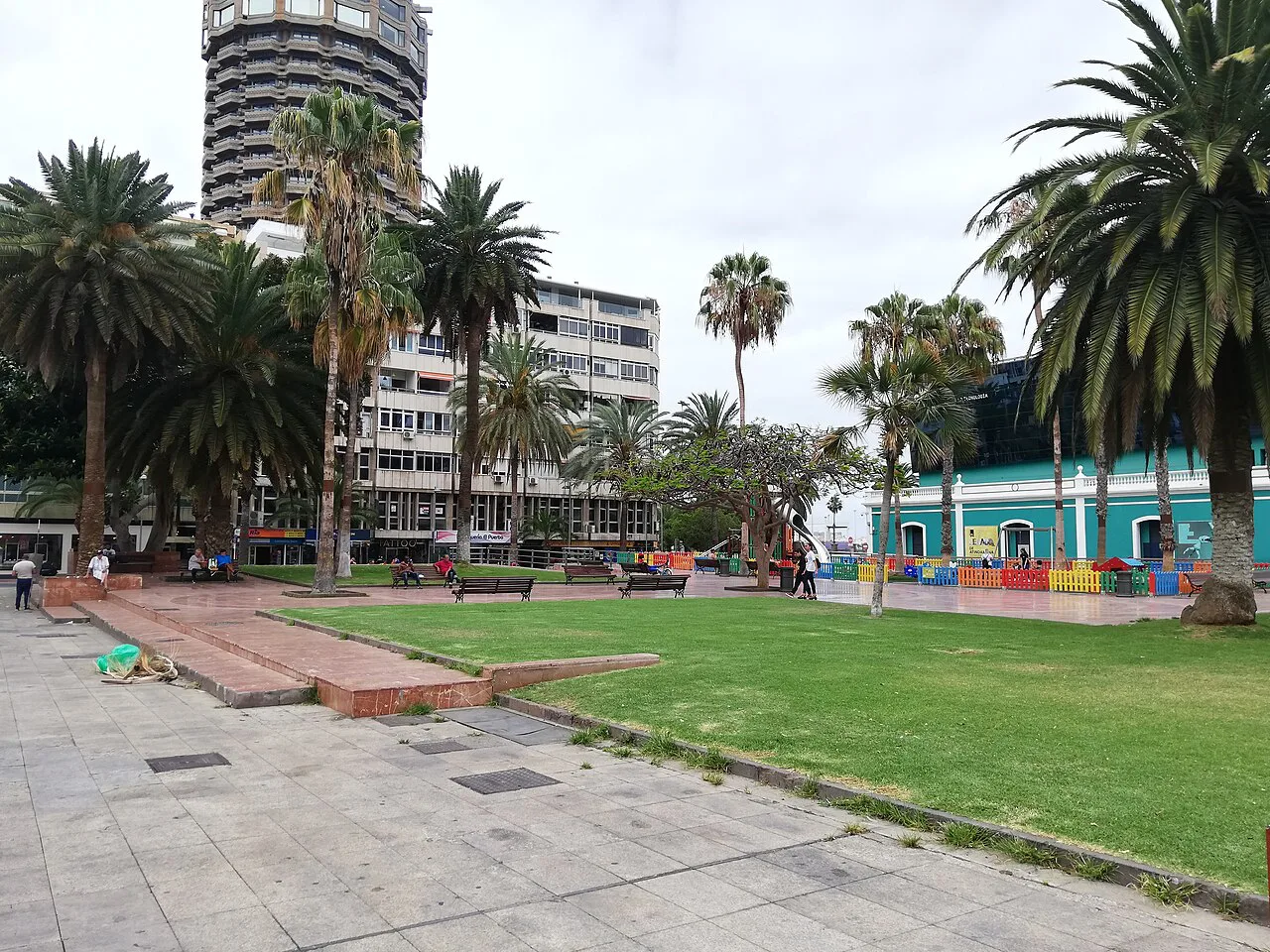 The lawn and palms of Parque de Santa Catalina, Las Palmas de Gran Canaria.