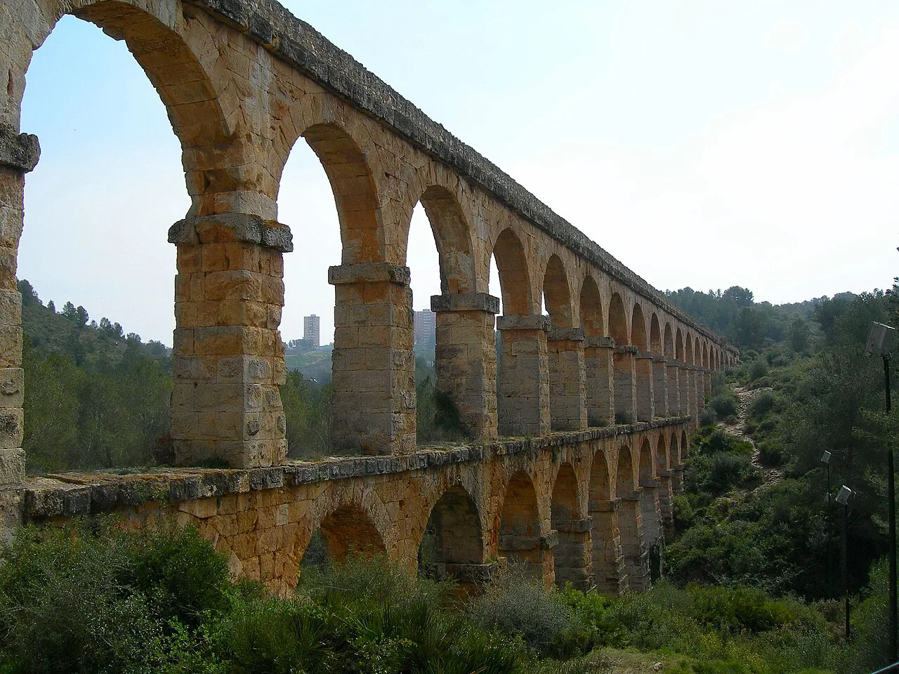 The Roman aqueduct known as the Pont del Diable, Tarragona.