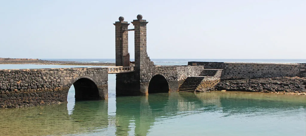 The Puente de las Bolas, Arrecife.
