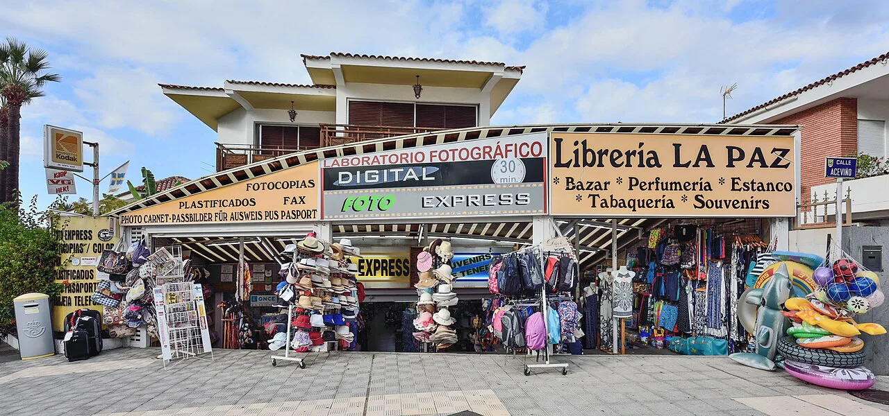 A bazaar and souvenir shop in La Paz, Puerto de la Cruz.