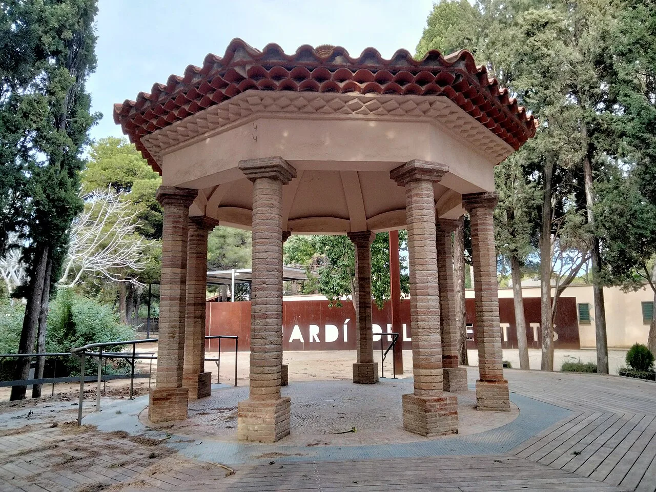 The pergola in the Jardins de Terramar, Sitges.