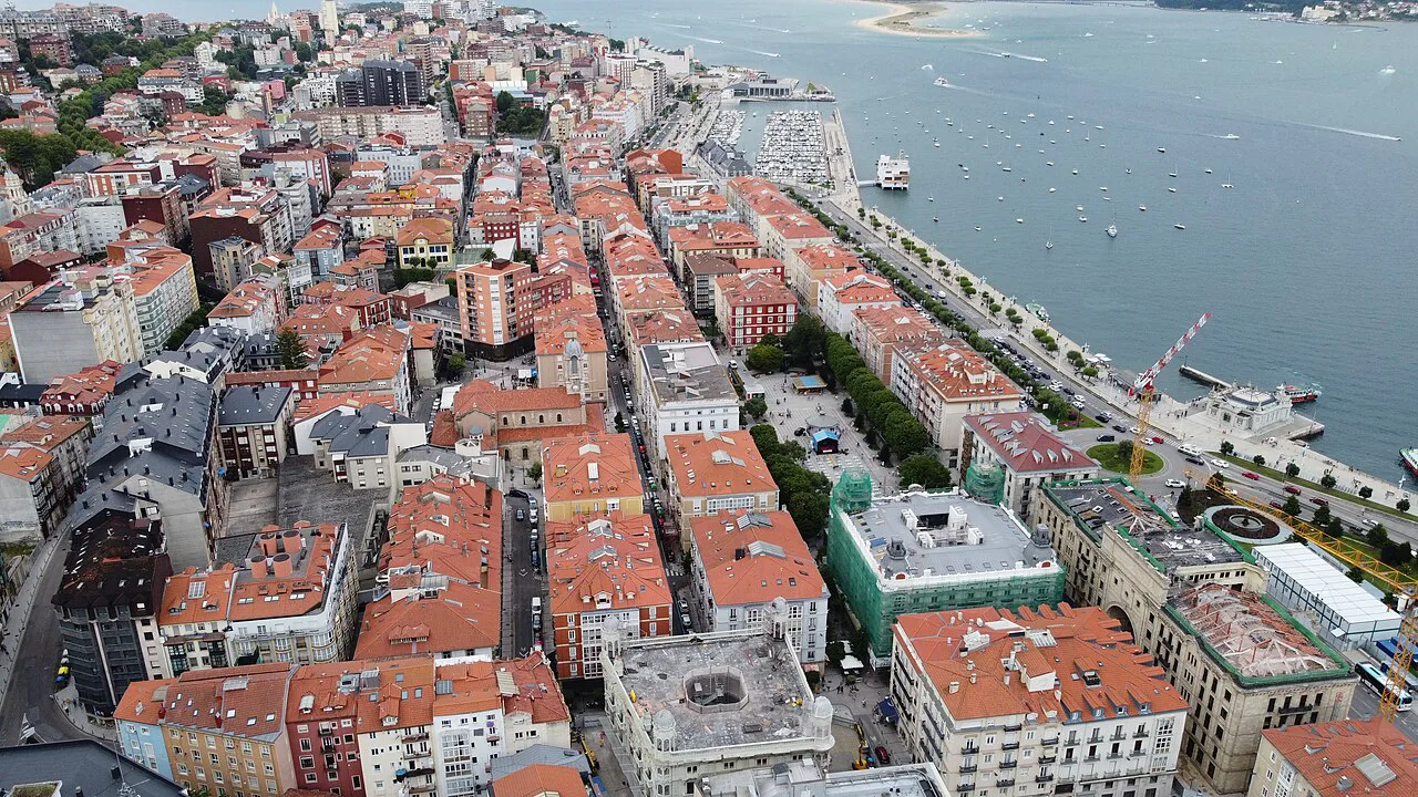 Aerial view of Santander's Ensanche district and the bay.